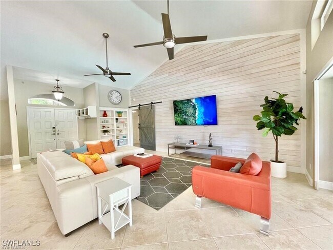 121 Lambton Ln in Naples, FL - Building Photo - Building Photo