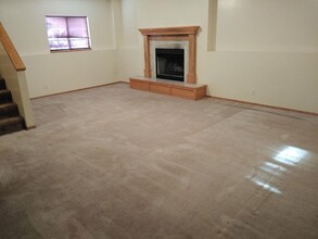 819 S Todd Cir in Wichita, KS - Building Photo - Building Photo