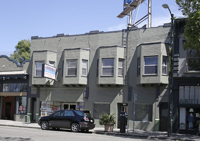 5012-5020 Telegraph Ave in Oakland, CA - Building Photo - Building Photo