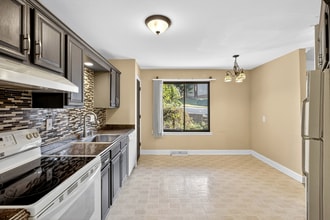 5403 Doral Dr in Wilmington, DE - Building Photo - Building Photo