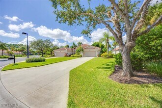 8482 Bent Creek Way in Naples, FL - Building Photo - Building Photo