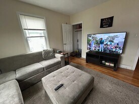 41 Hancock Ave, Unit 2 in Medford, MA - Building Photo