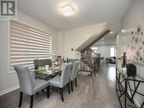 34 Cyclone Trail in Brampton, ON - Building Photo - Building Photo