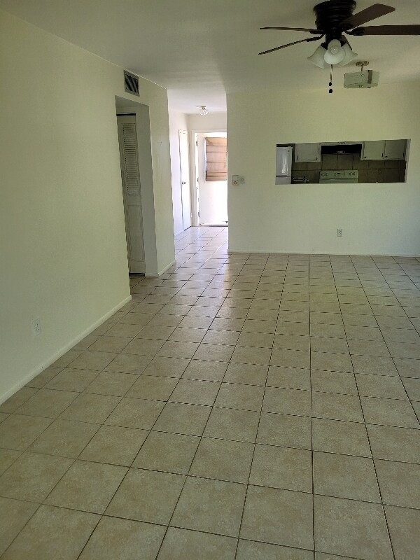 2950 SE Ocean Blvd in Stuart, FL - Building Photo - Building Photo