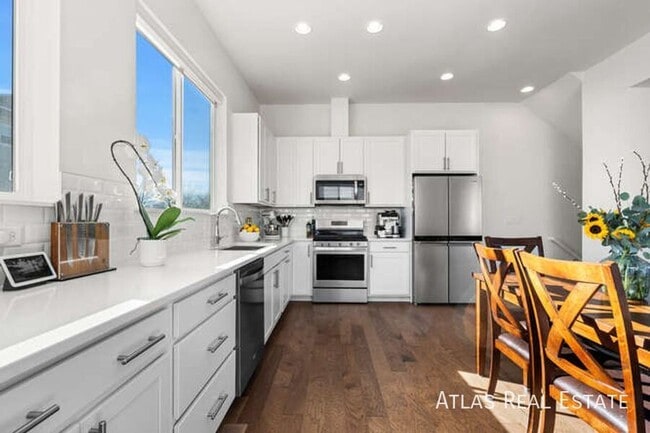 property at 7856 W 43rd Pl