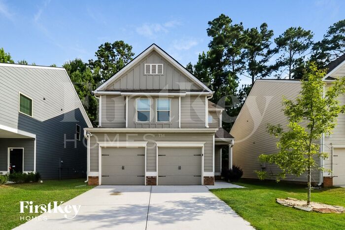 205 Southwind Cir in Newnan, GA - Foto de edificio