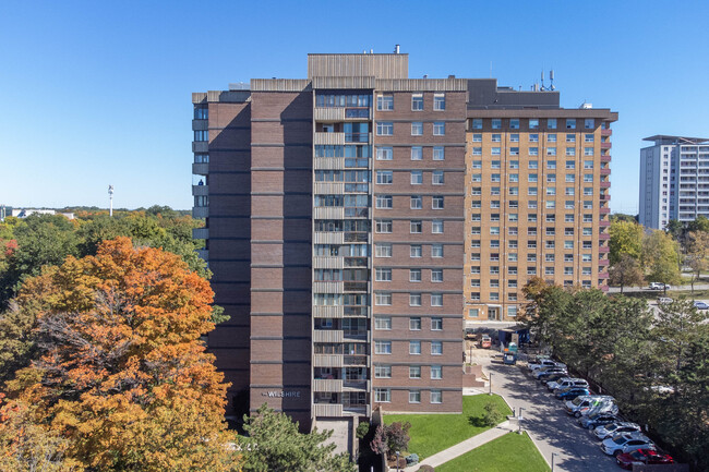 The Wilshire in Toronto, ON - Building Photo - Building Photo