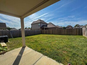 8361 Curtis Landing Dr in Memphis, TN - Building Photo - Building Photo
