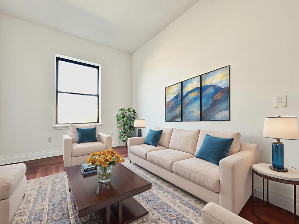 607 W 137th St in New York, NY - Building Photo