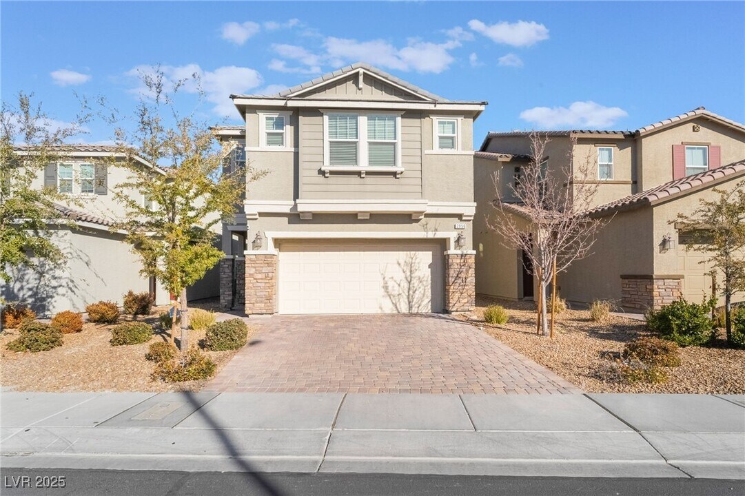 2956 Duverney Ave in Henderson, NV - Building Photo