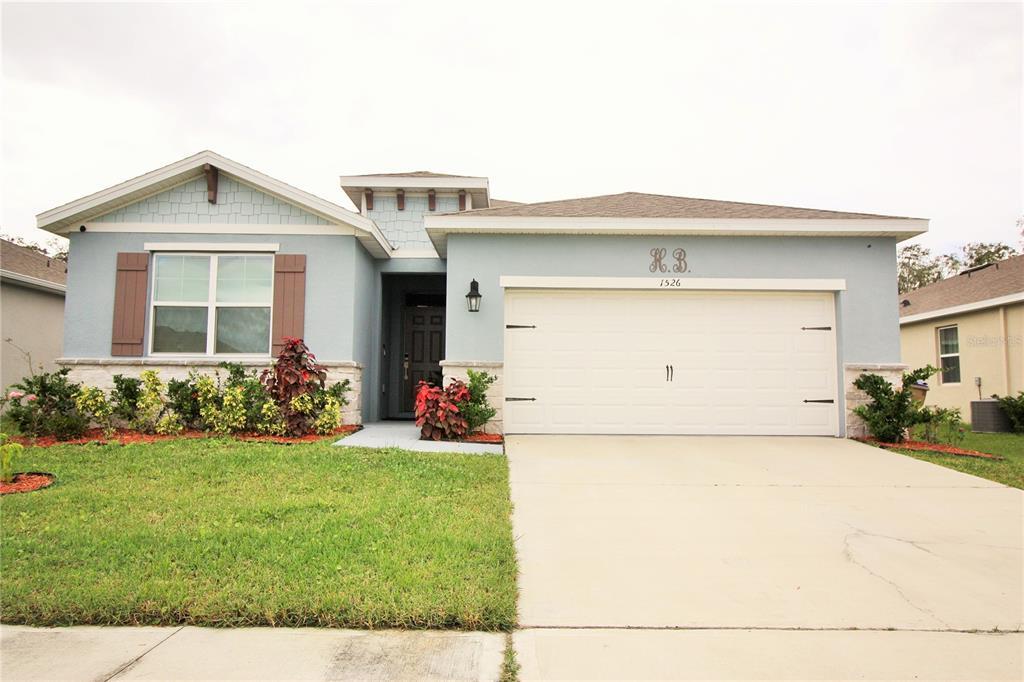 1526 Barberry Dr in Kissimmee, FL - Foto de edificio