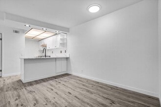 898 S Lemon St in Anaheim, CA - Building Photo - Building Photo