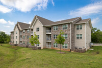 The Peaks at Springdale in Springdale, AR - Foto de edificio - Building Photo