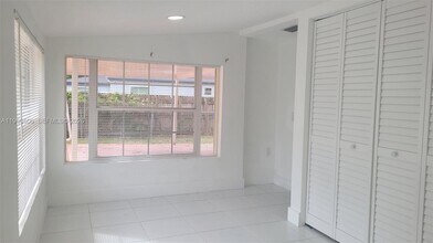 2855 Funston St in Hollywood, FL - Building Photo - Building Photo