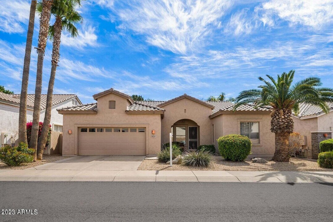 18217 N 49th Pl in Scottsdale, AZ - Building Photo