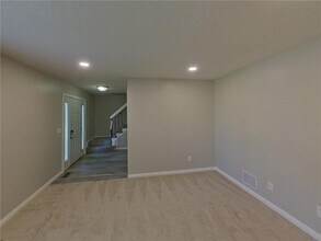 3210 Hamlet Dr in Woodbury, MN - Building Photo - Building Photo