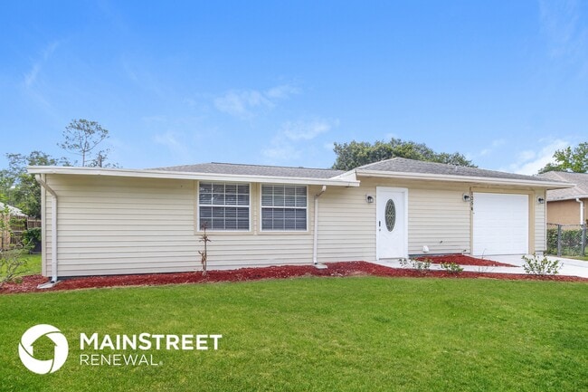 1054 Fairplay Ave NW in Palm Bay, FL - Building Photo - Building Photo