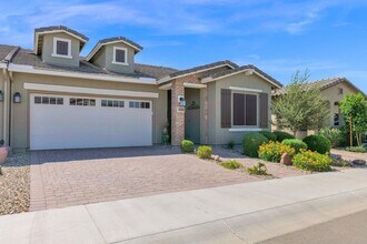 24767 N 171st Dr in Surprise, AZ - Foto de edificio - Building Photo