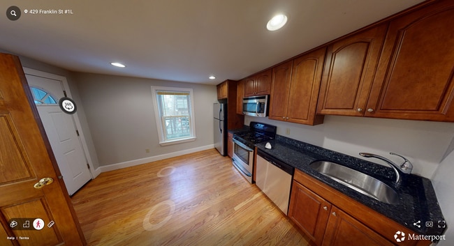 441 Franklin St, Unit 1L