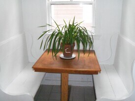 124 Columbia St, Unit 1 in Brookline, MA - Building Photo