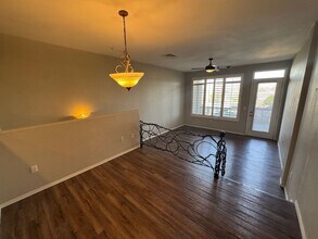 425 W Rio Salado Pkwy in Tempe, AZ - Building Photo - Building Photo