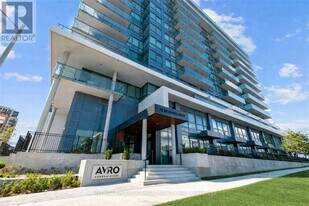 10 De Boers Dr in Toronto, ON - Building Photo