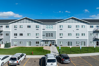 Dakota Estates in Aberdeen, SD - Foto de edificio - Building Photo