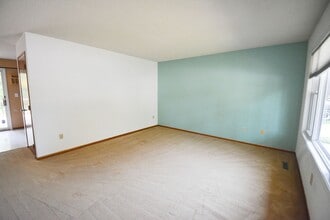 4060 4th Pl NW in Rochester, MN - Building Photo - Building Photo