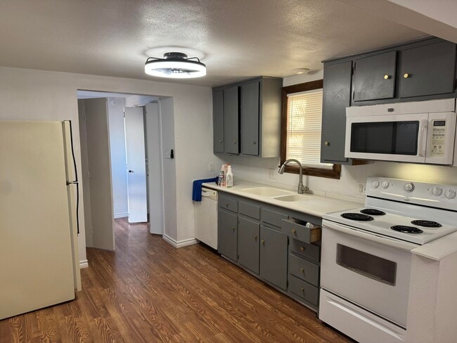 property at 2708 20th St