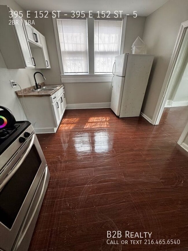 395 E 152nd St in Cleveland, OH - Building Photo - Building Photo