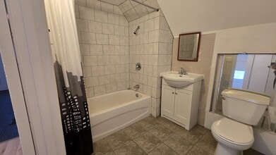 30 Arthur Ave S in Hamilton, ON - Building Photo - Building Photo