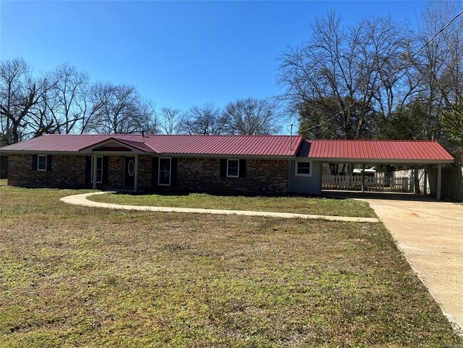 5421 Shady Dr in Millbrook, AL - Building Photo - Building Photo