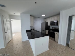 14880 Pleasant Bay Ln in Naples, FL - Building Photo - Building Photo