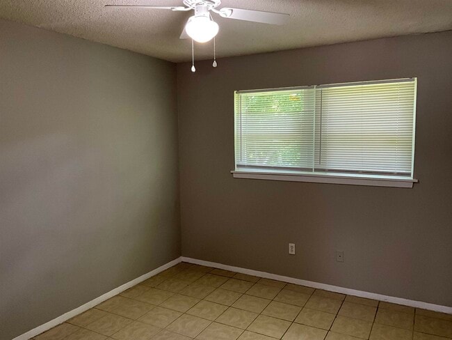 4455 Macon Rd in Memphis, TN - Building Photo - Building Photo