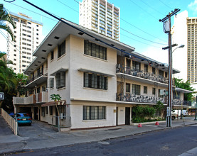 Kaiulani Court in Honolulu, HI - Building Photo - Building Photo