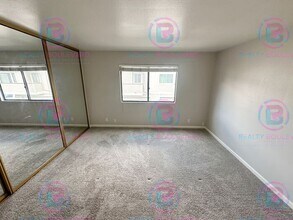 2495 Sycamore Glen Dr in Sparks, NV - Building Photo - Building Photo