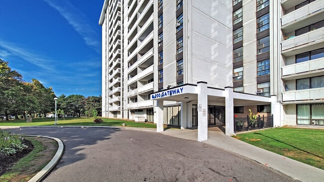 The Gateway in Toronto, ON - Building Photo - Building Photo