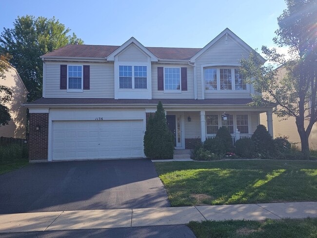 property at 1136 Larkspur Ct