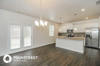 3641 Wartrace Dr in Atlanta, GA - Building Photo - Building Photo