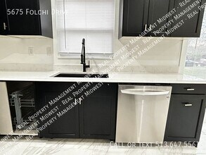 5675 Folchi Dr in Cincinnati, OH - Building Photo - Building Photo