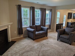 422 Holly Blossom Dr in Durham, NC - Building Photo - Building Photo