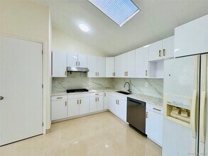 61-45 Parsons Blvd in Queens, NY - Foto de edificio - Building Photo