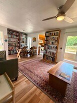 230 Diamond Way in Vista, CA - Building Photo