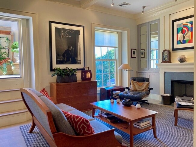 property at 72 Mt Vernon St