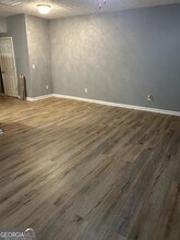 4201 High Park Ln in East Point, GA - Foto de edificio - Building Photo