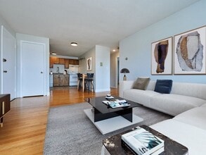 239 Kelton St, Unit 42 in Boston, MA - Building Photo - Building Photo