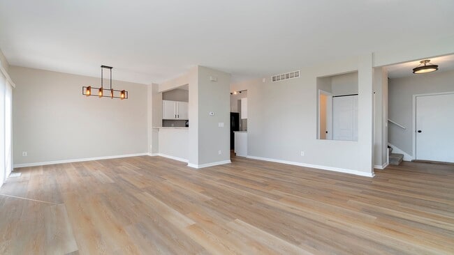 7495 Thomas Dr in Loves Park, IL - Building Photo - Building Photo