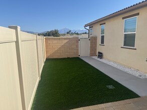 11762 Saddleback Dr in Redlands, CA - Building Photo - Building Photo