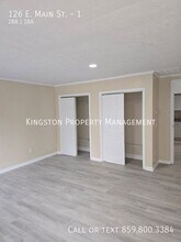 126 E Main St in Carlisle, KY - Building Photo - Building Photo