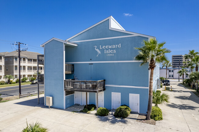 Leeward Isles Condominiums in Corpus Christi, TX - Building Photo - Primary Photo